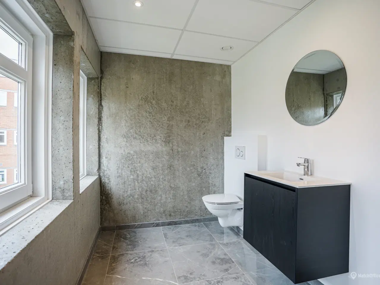 Billede 11 - Stort og åbent kontor