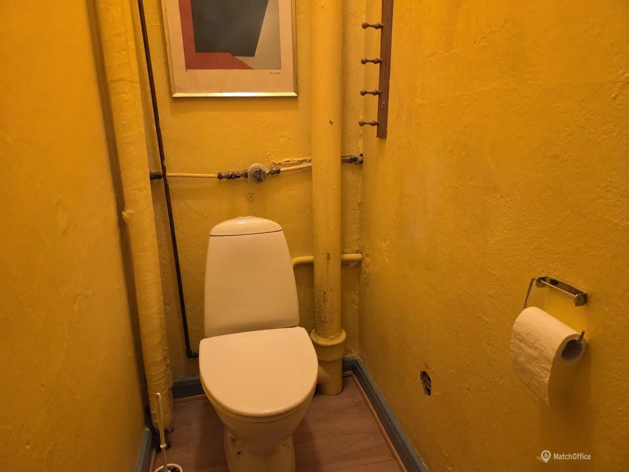 Billede 8 - 126 kvm butik - beliggende ud til torv i Gravene - momsfrit