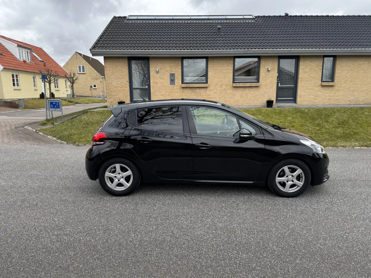 Billede 2 - Peugeot 208 33,3 km/l