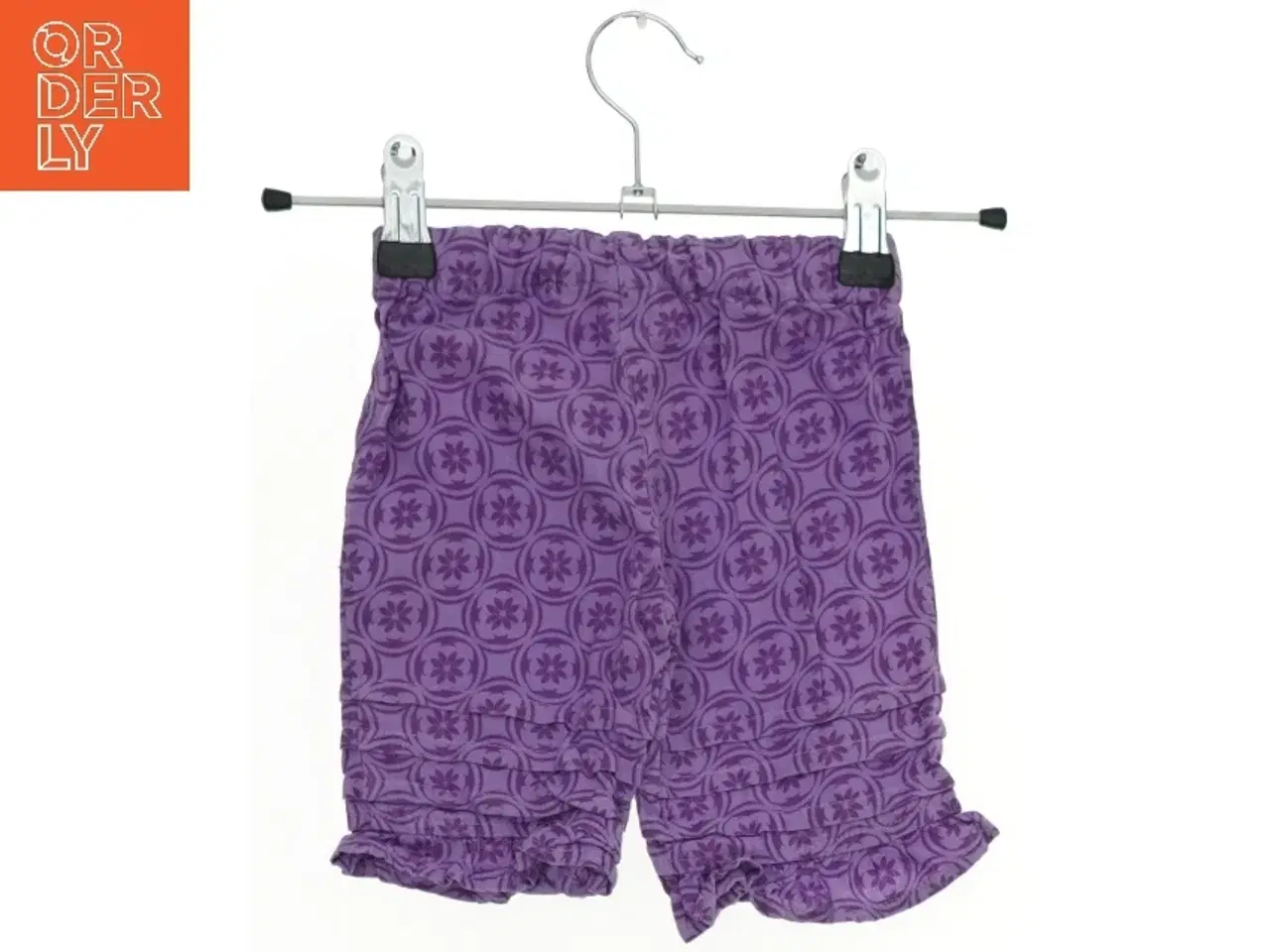 Billede 2 - Søde lilla shorts med blomstermønster fra Little One (str. 68)