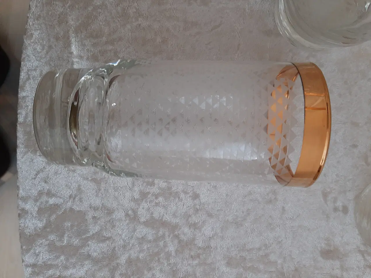 Billede 2 - Smukke glas med guldkant