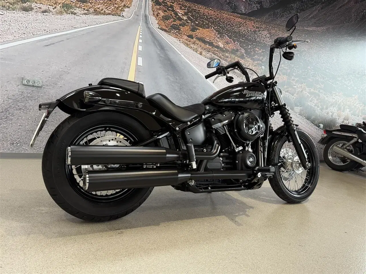 Billede 2 - Harley-Davidson FXBB Street Bob 107"