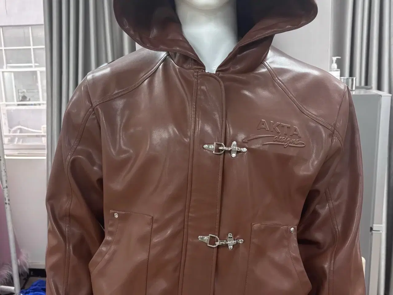 Billede 1 - Fireman clasp jacket