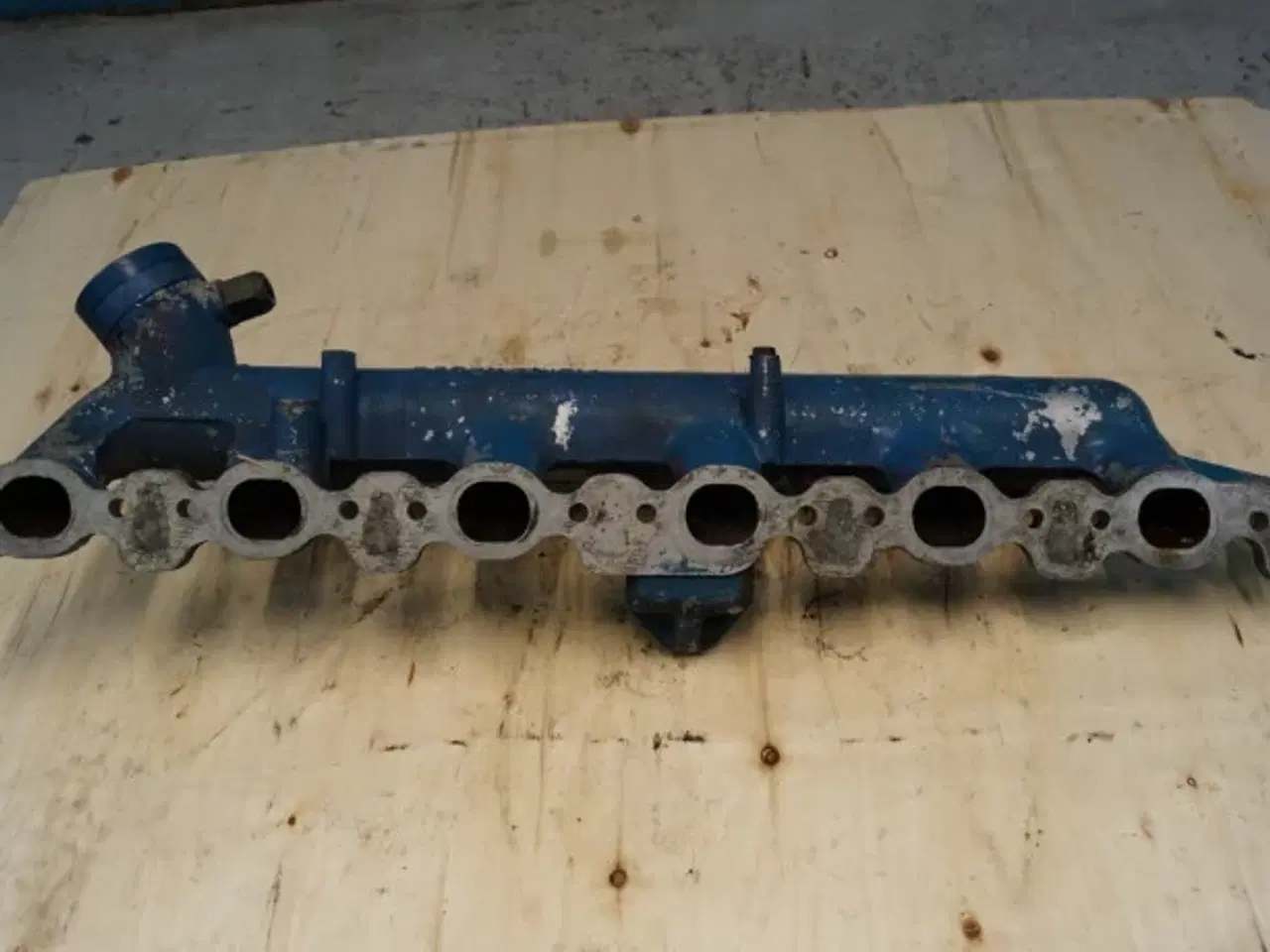 Billede 4 - Ford 8210 Indsugningsmanifold D8NN9425AA