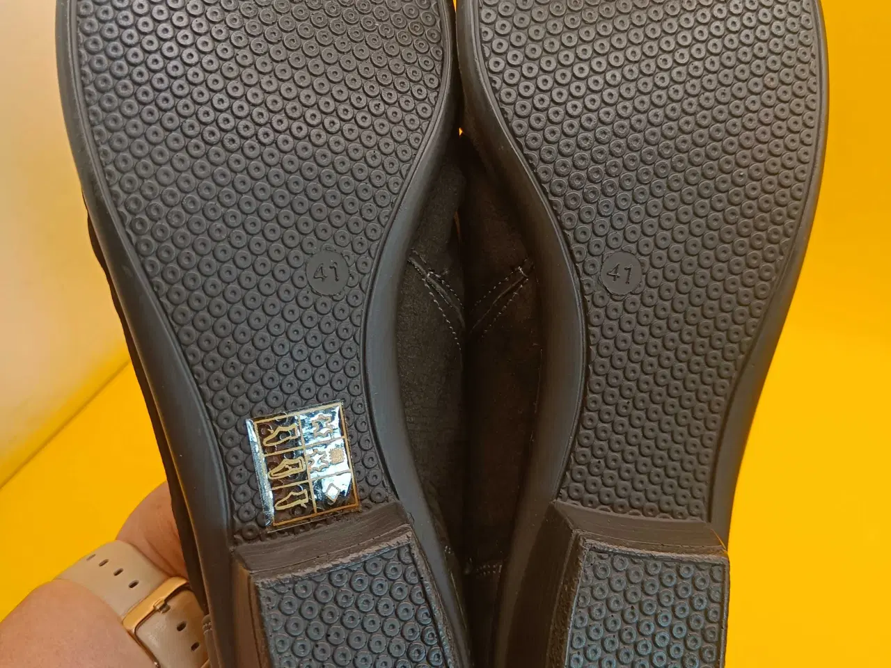 Billede 7 - B&Co sort læder sko 41str 