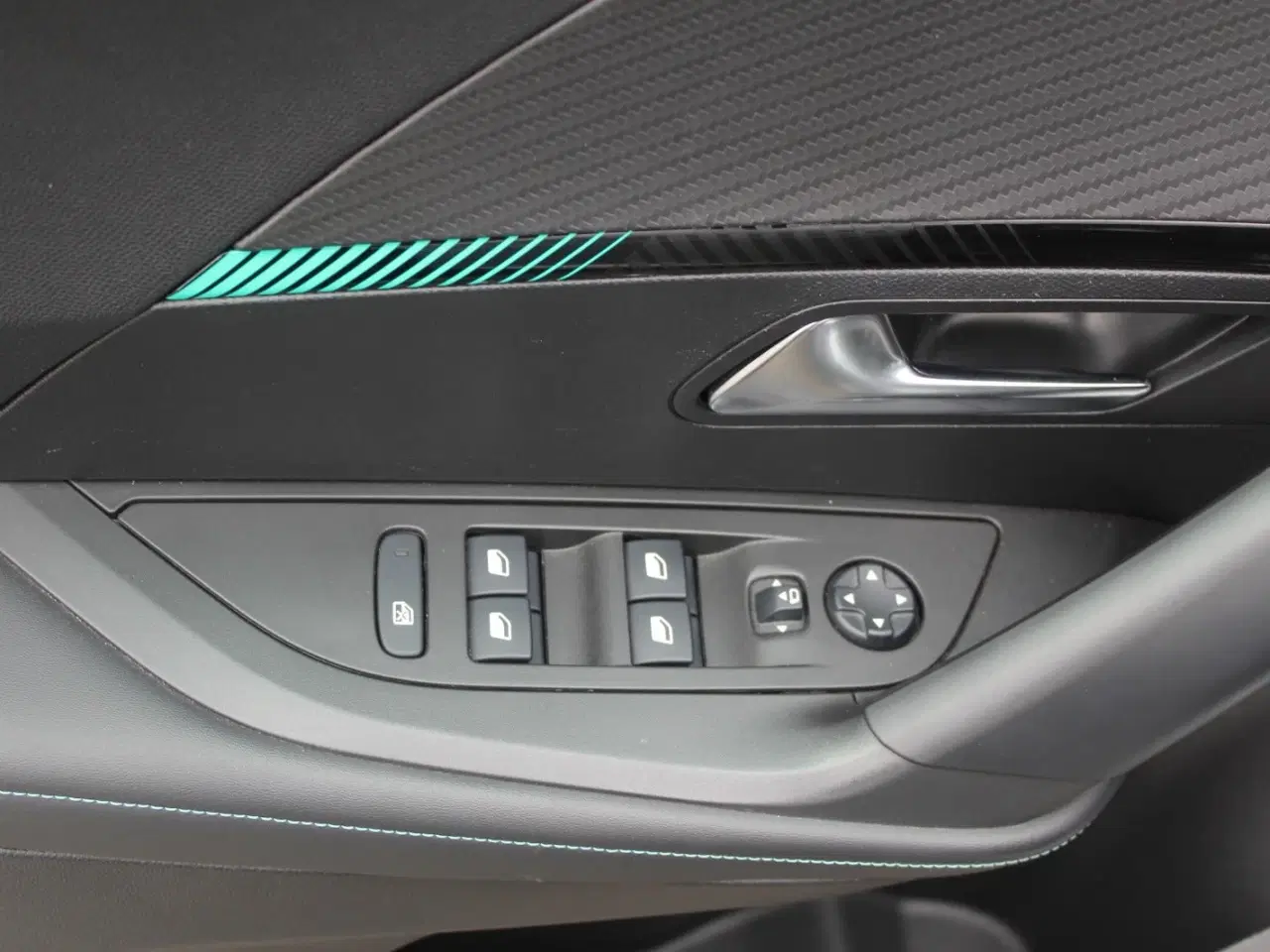 Billede 8 - Peugeot e-2008 50 Allure Pack
