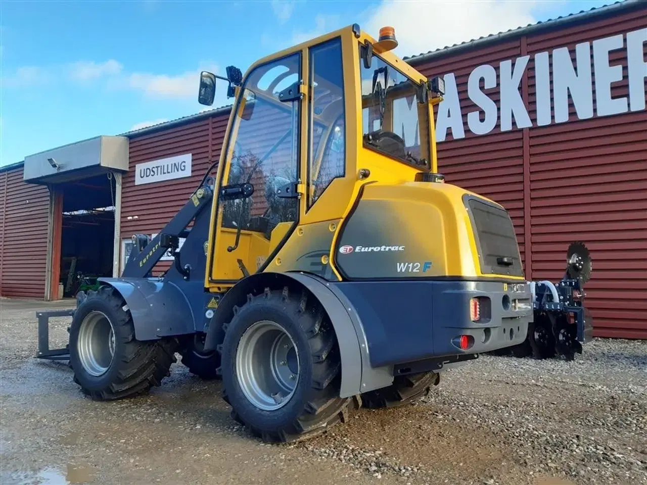 Billede 3 - Eurotrac W12 F mellem tårn