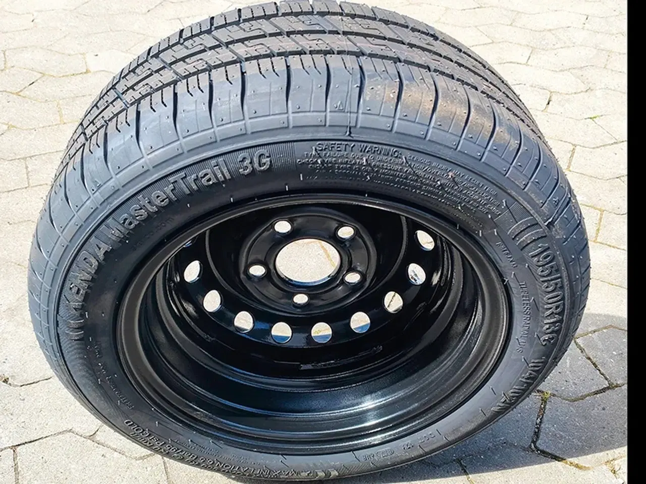 Billede 2 - 195/50R13 5x112 ET30 104/101N Sort