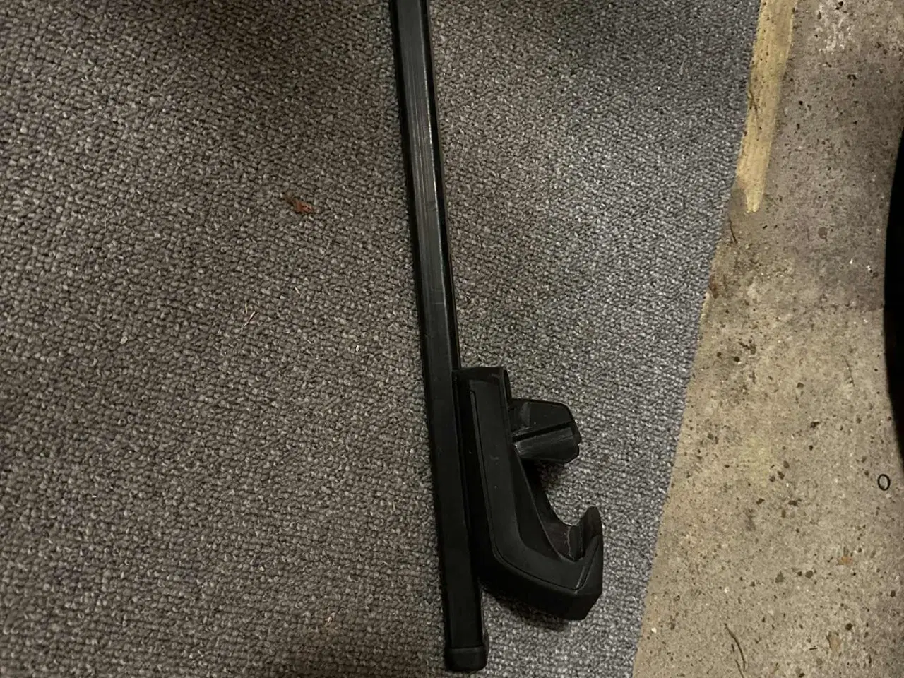 Billede 1 - Tag bøjler sælges 