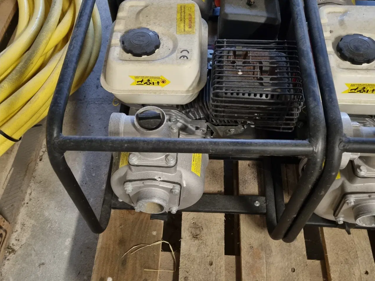 Billede 1 - Vandpumper/tilbehør/sprinklere sælges