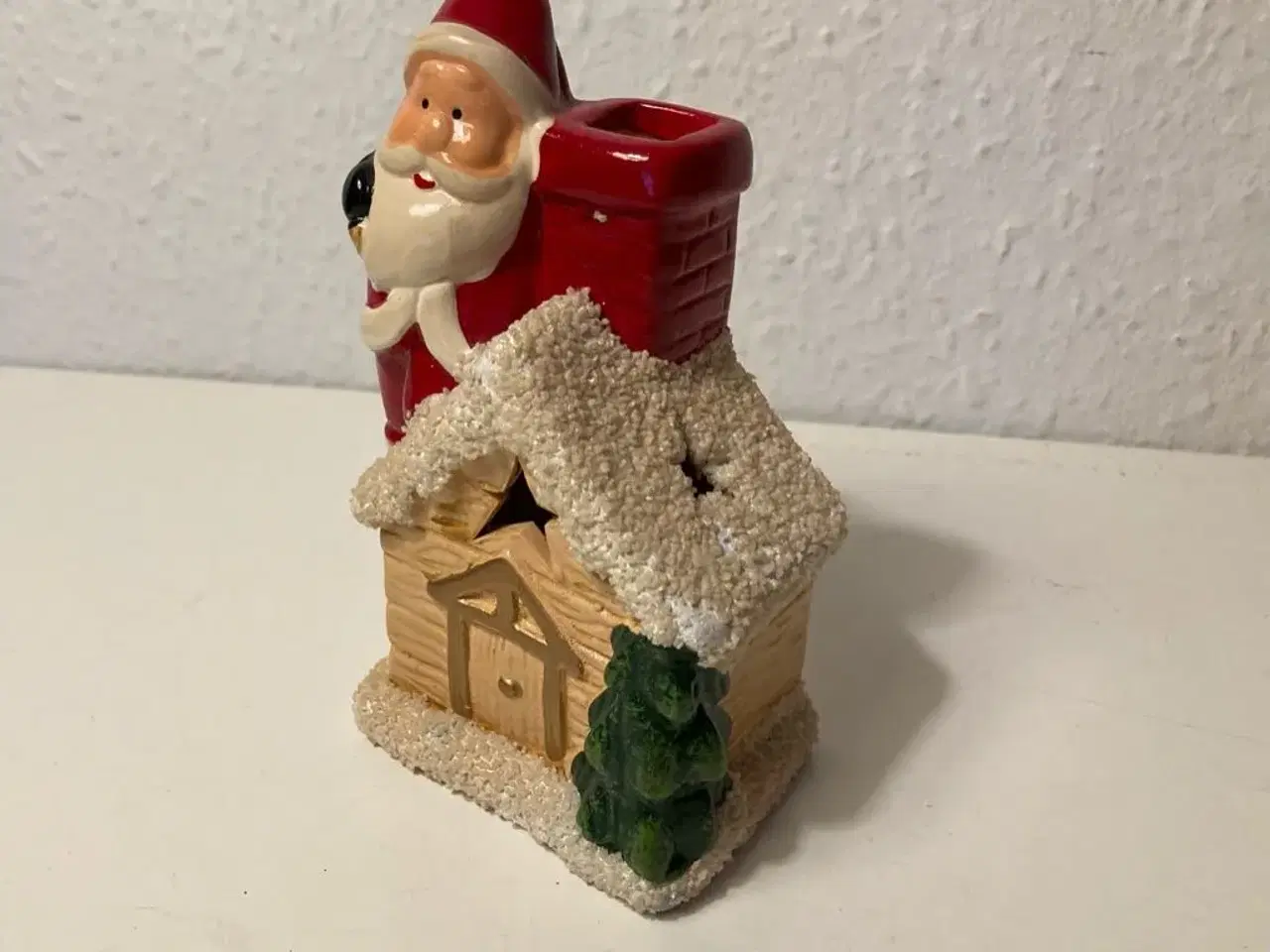Billede 2 - Julemand på tag med skorsten