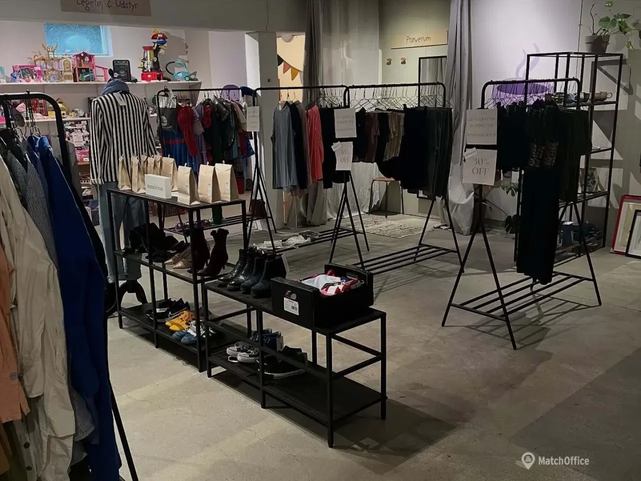 Billede 36 - Regulært flot butikslokale. Butik. Showroom. Kontor. Lager. Værksted og lign