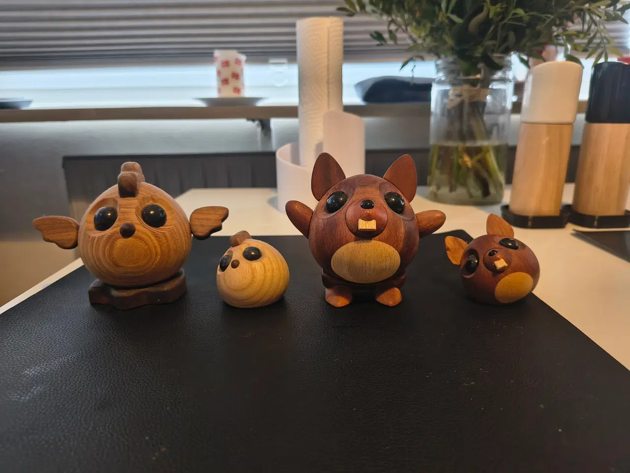 Billede 1 - 13 Stk Super søde Fablewood Trædyr