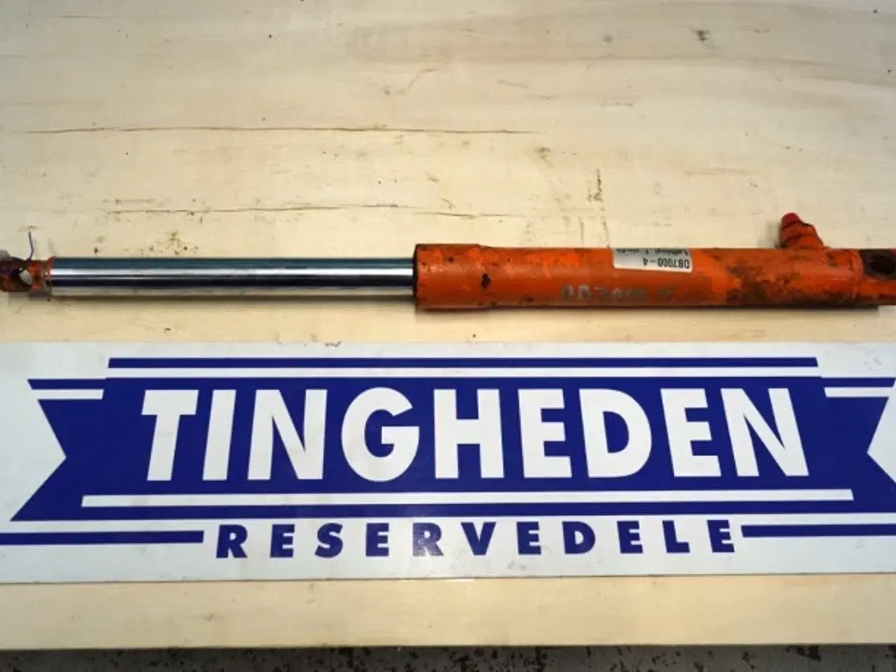 Billede 1 - Dronningborg D7000 Løftecylinder 28750502