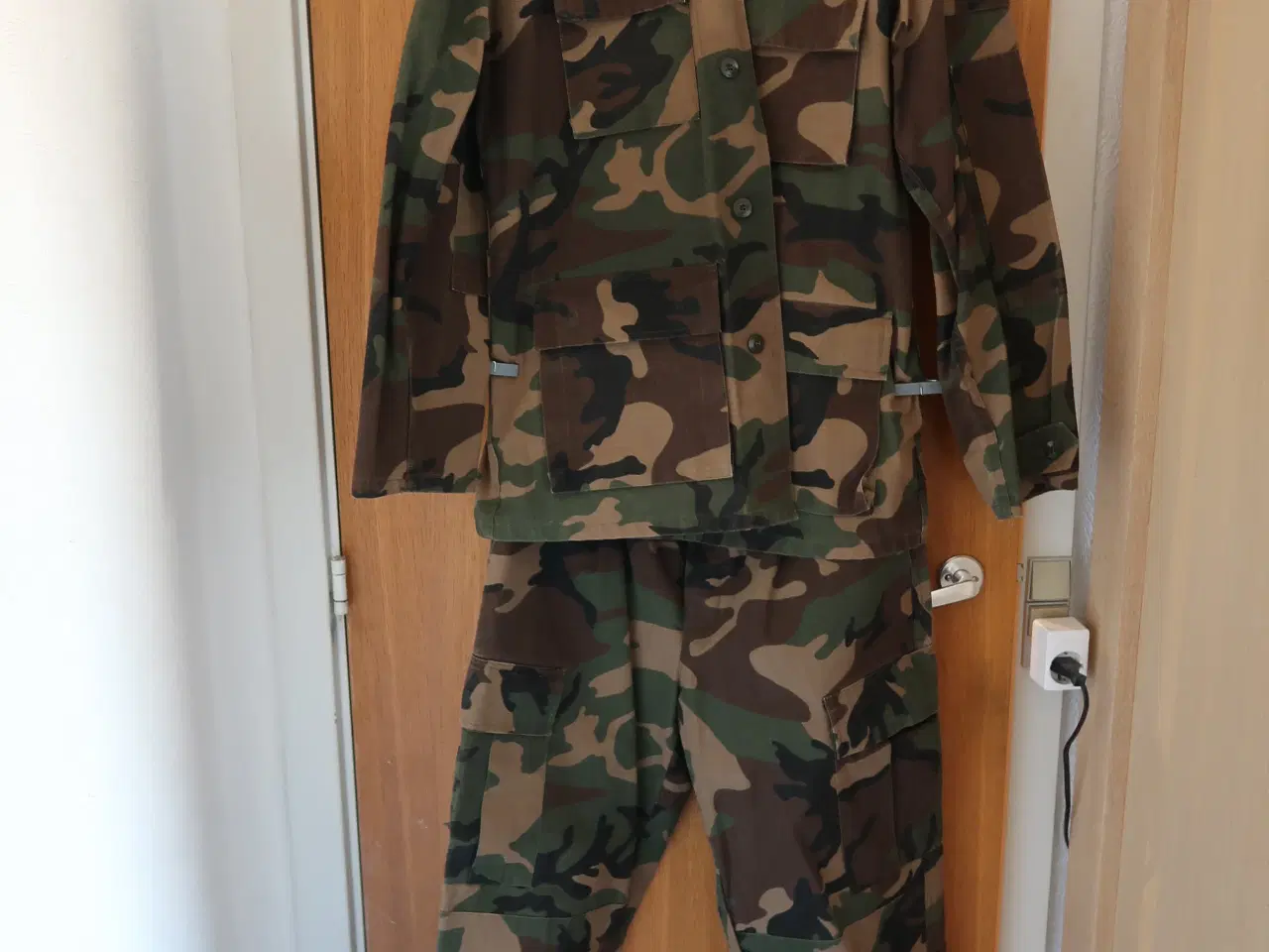 Billede 2 - Camouflage tøj