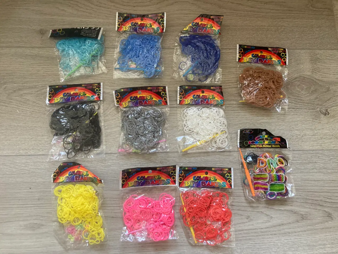 Billede 1 - Loom bands sæt 13 poser 