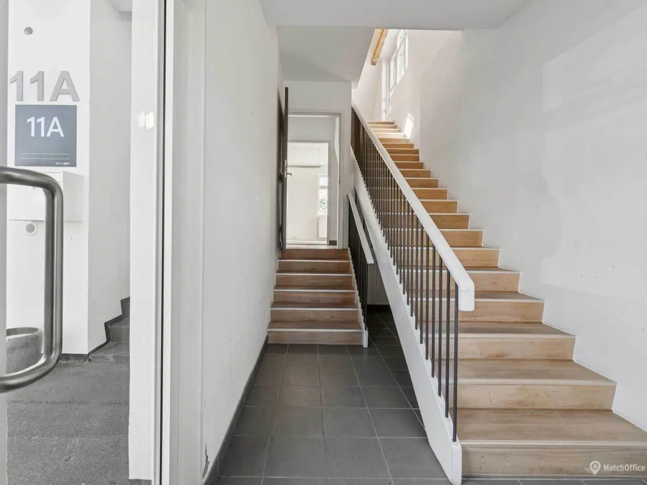 Billede 4 - 311 m2 charmerende ”mini-kontordomicil” tæt på Glostrup Station med adgang til fælles kantine.