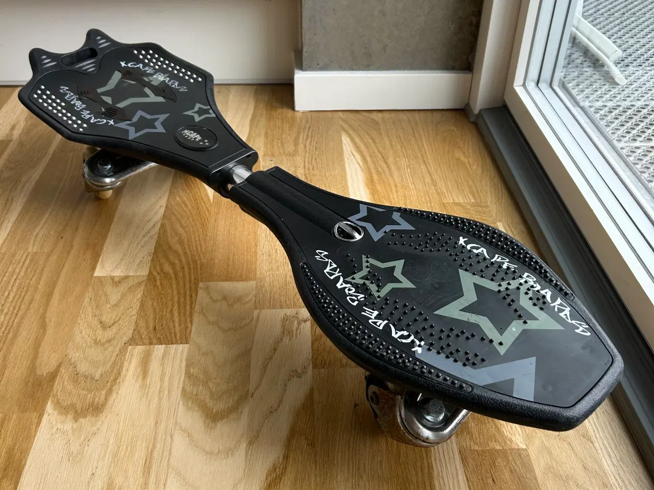 Billede 1 - Super sjovt waveboard i perfekt stand, kun 100 kr!
