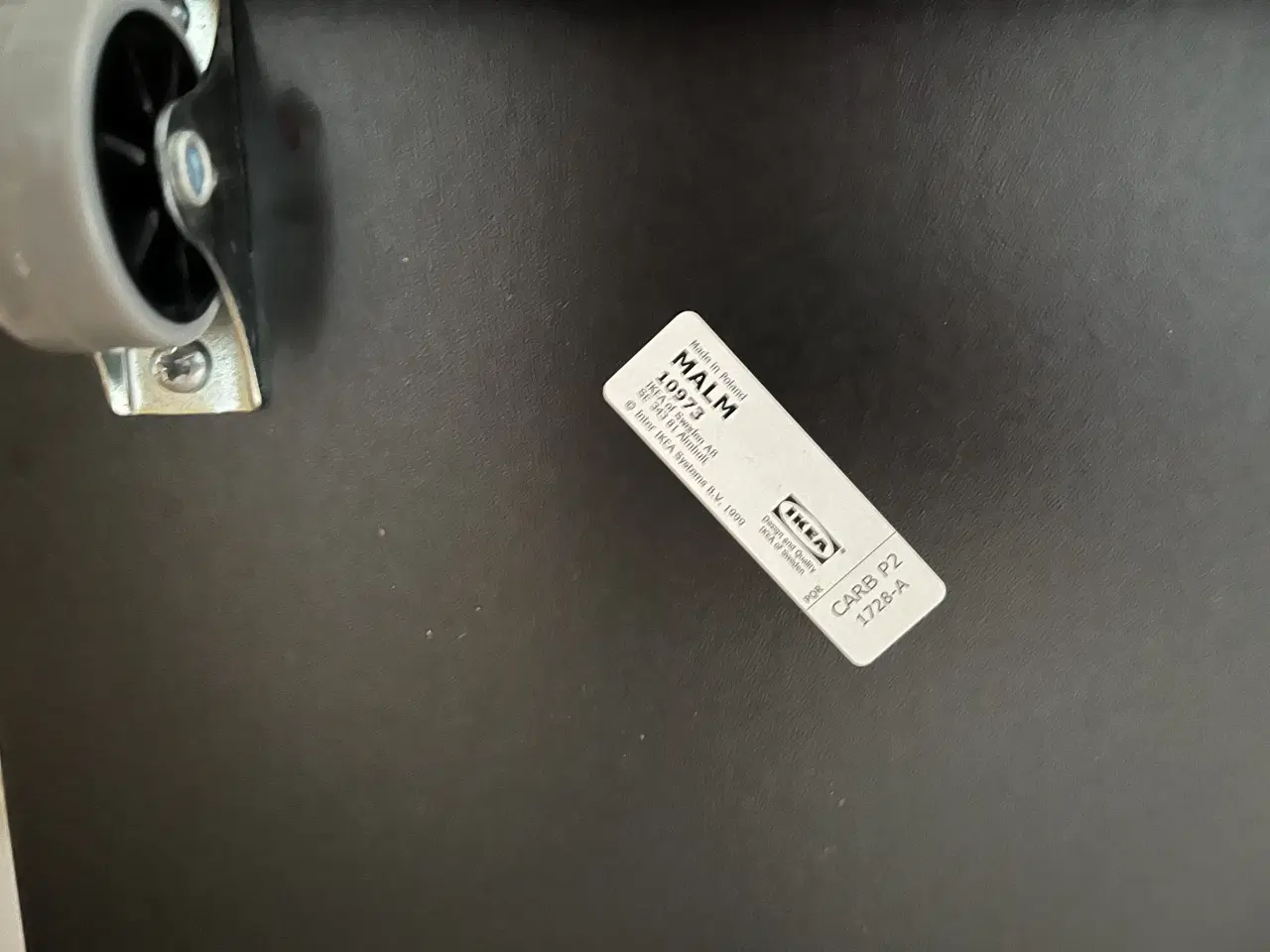 Billede 4 - 2 sorte IKEA MALM sengeskuffer med hjul