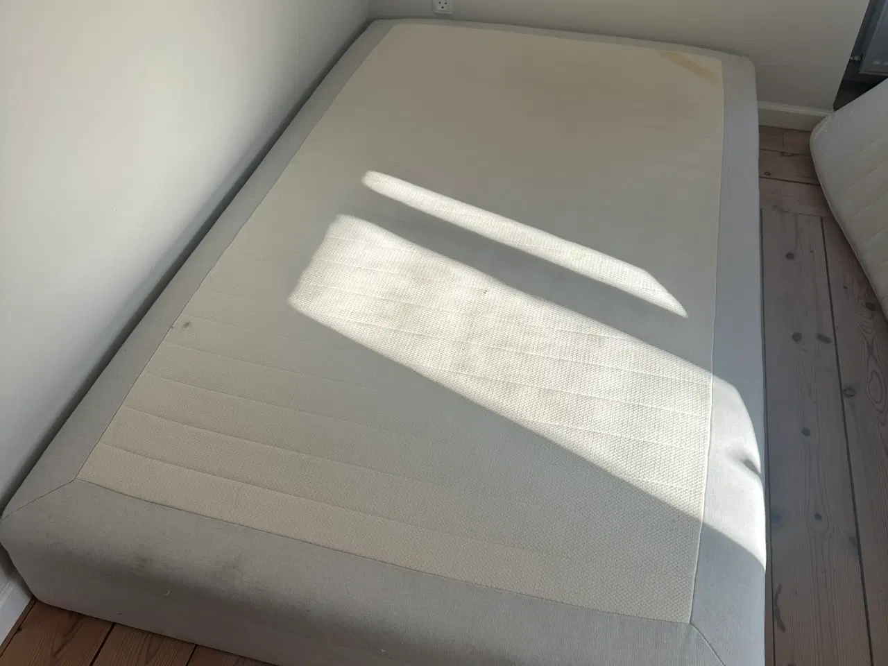 Billede 2 - Ikea seng 120 cm