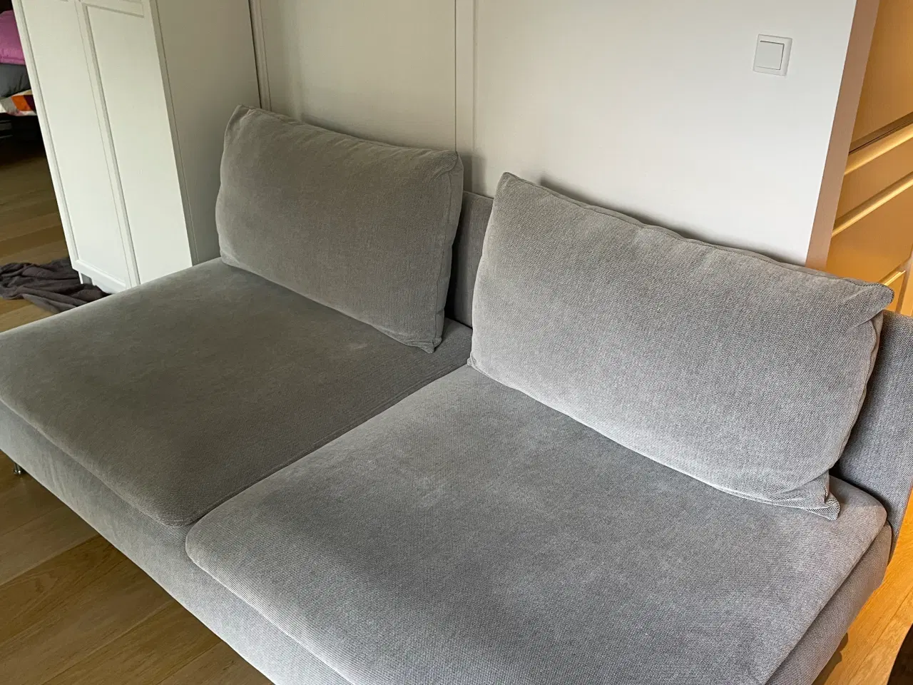 Billede 3 - 3 personers sofa i grå