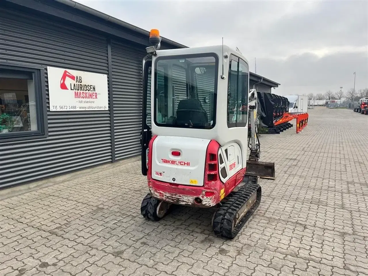 Billede 13 - Takeuchi TB216 Tiltman med hydraulisk fæste.