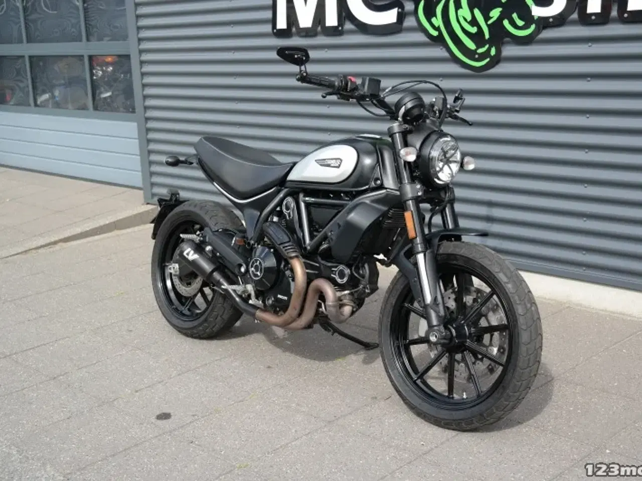 Billede 2 - Ducati Scrambler Icon Dark MC-SYD       BYTTER GERNE