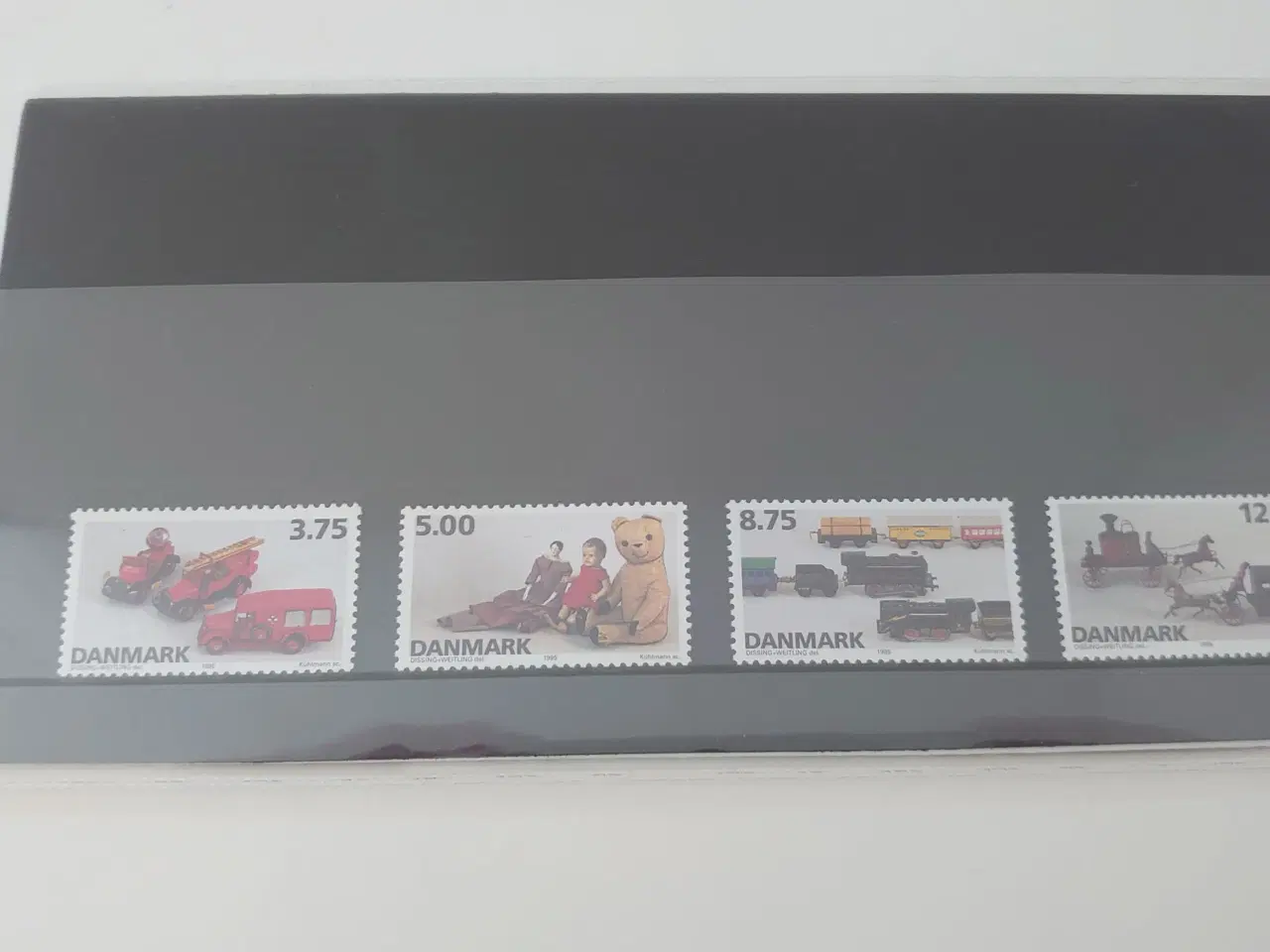 Billede 4 - 3 frimærkemapper intakte og som nye.