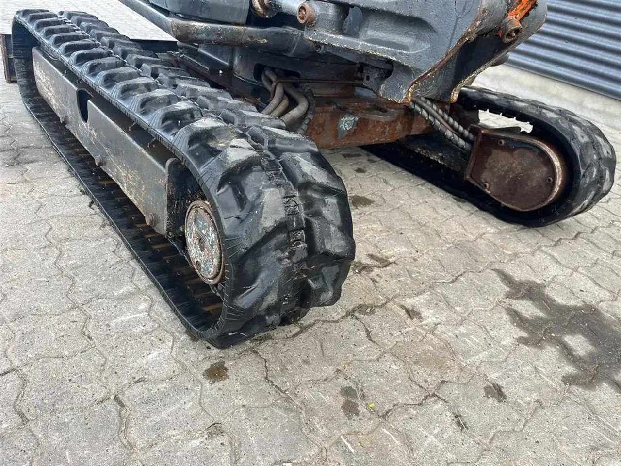 Billede 19 - Hitachi ZX 18-3 Halv automatisk s30 skifte, kipbar planerskovl og 1 graveskovl