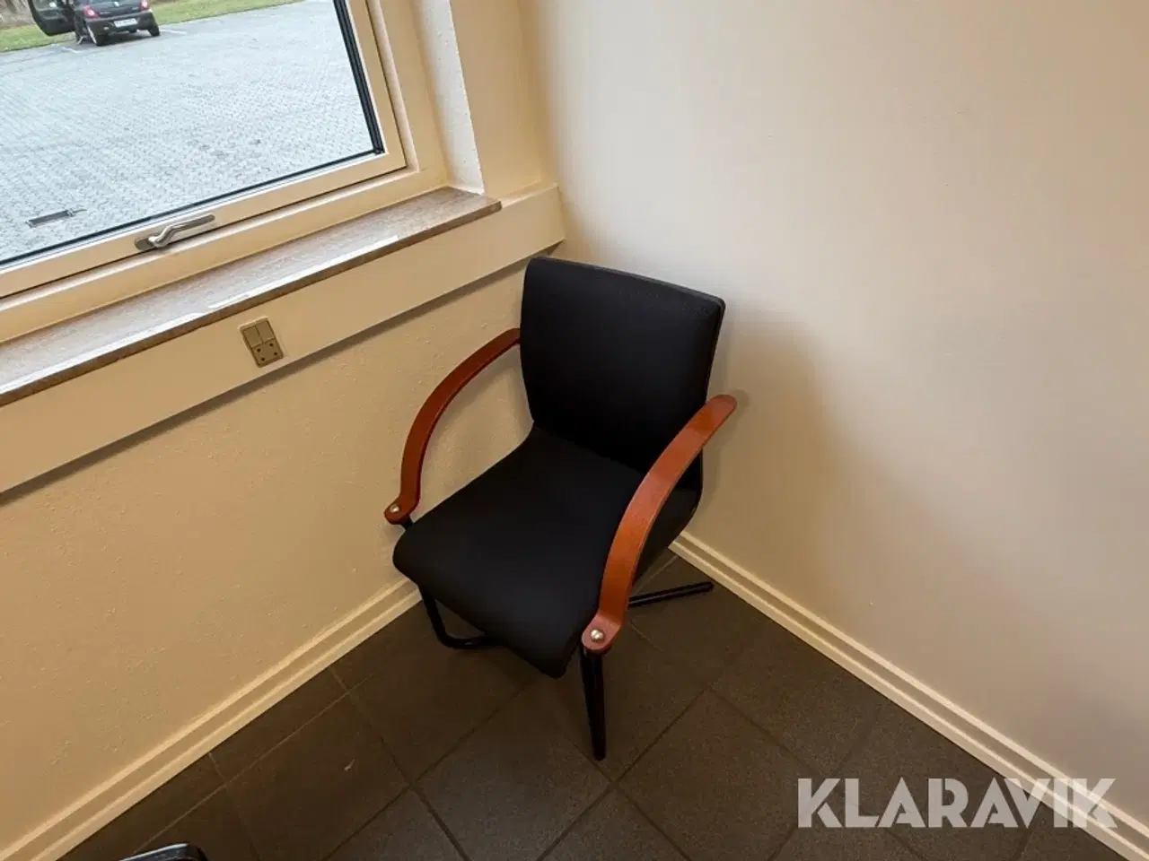 Billede 9 - Konferencebord med tilbehør