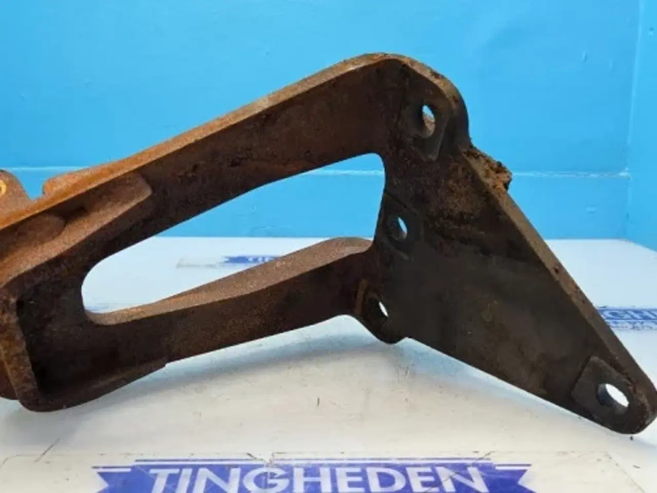 Billede 5 - Valtra S394   Beslag    4382498M1