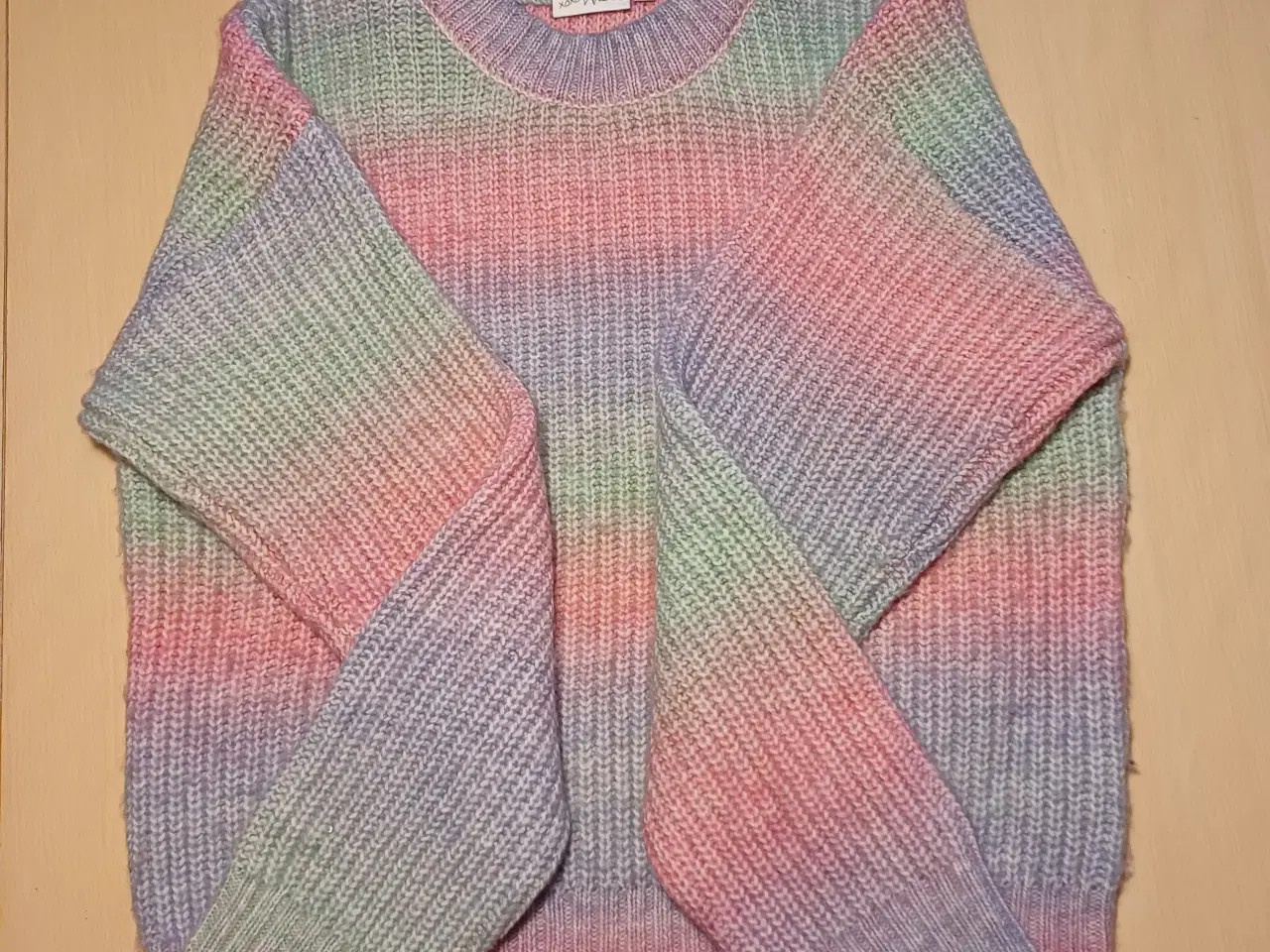 Billede 1 - Sweater til pige str.158/164