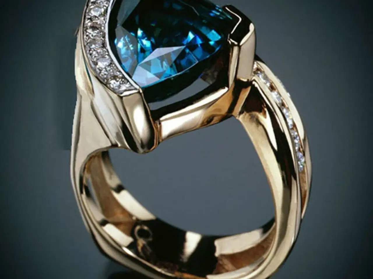 Billede 1 - Ring.Guld m.aquamarin.blå safir.flere størrelser 