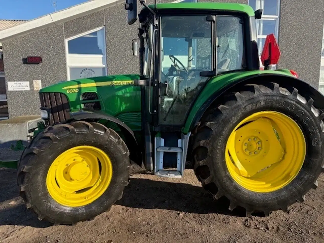 Billede 2 - John Deere 6330 KUN 4200 TIMER, FRONTLIFT, LUFTANLÆG
