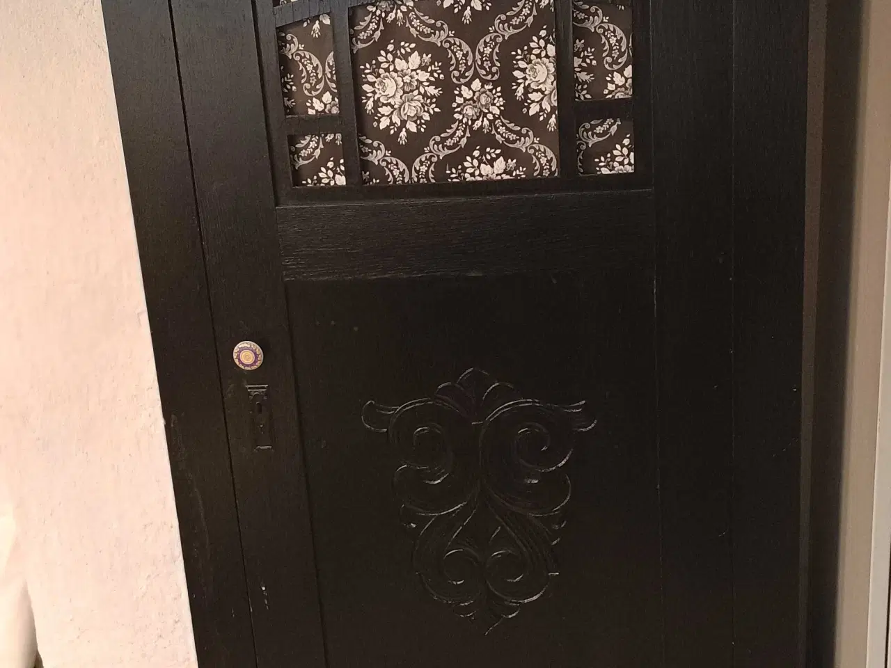 Billede 1 - Karlekammer skab