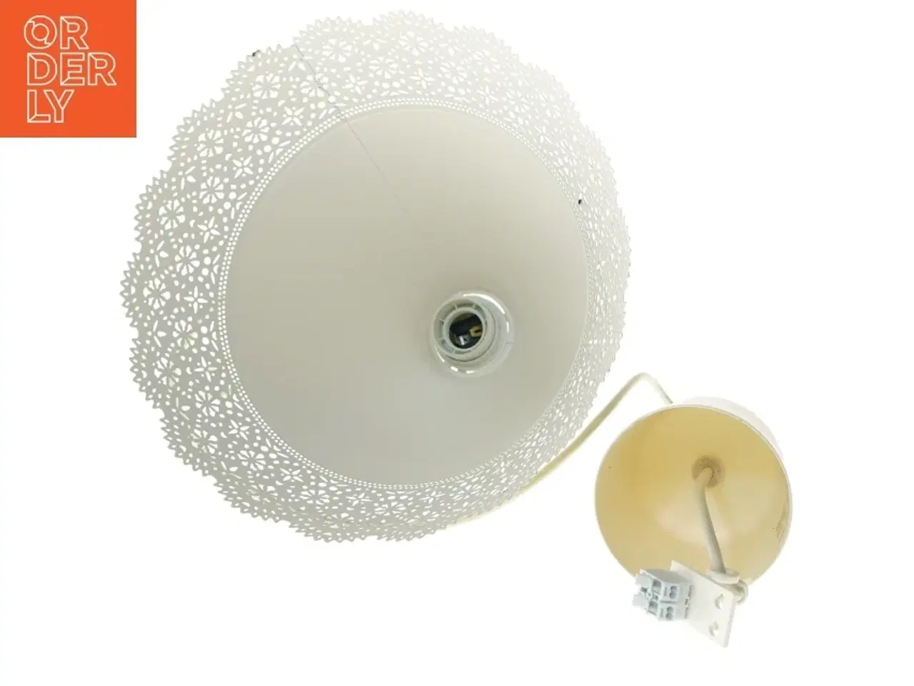 Billede 2 - Hvid pendel lampe fra IKEA (str. 26x30 cm)
