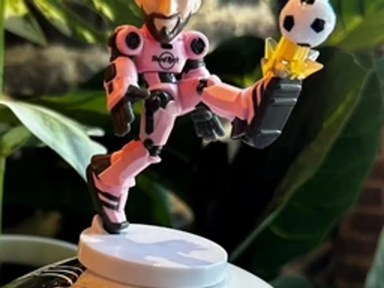 Billede 1 - Hard Rock Café - Limited Edition Captain Messi fig