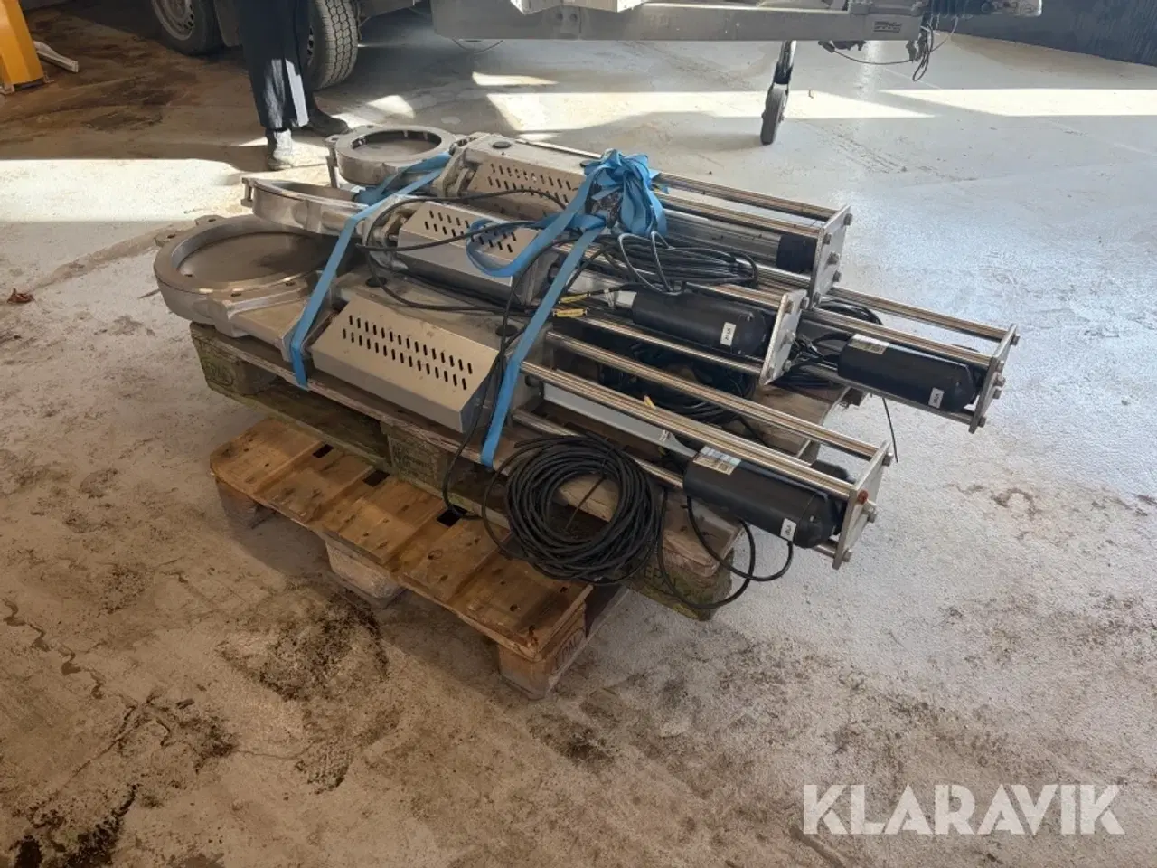 Billede 4 - Industrielle knivspjældsventiler Strafjö Valtor DN 200 og 300 4 styks