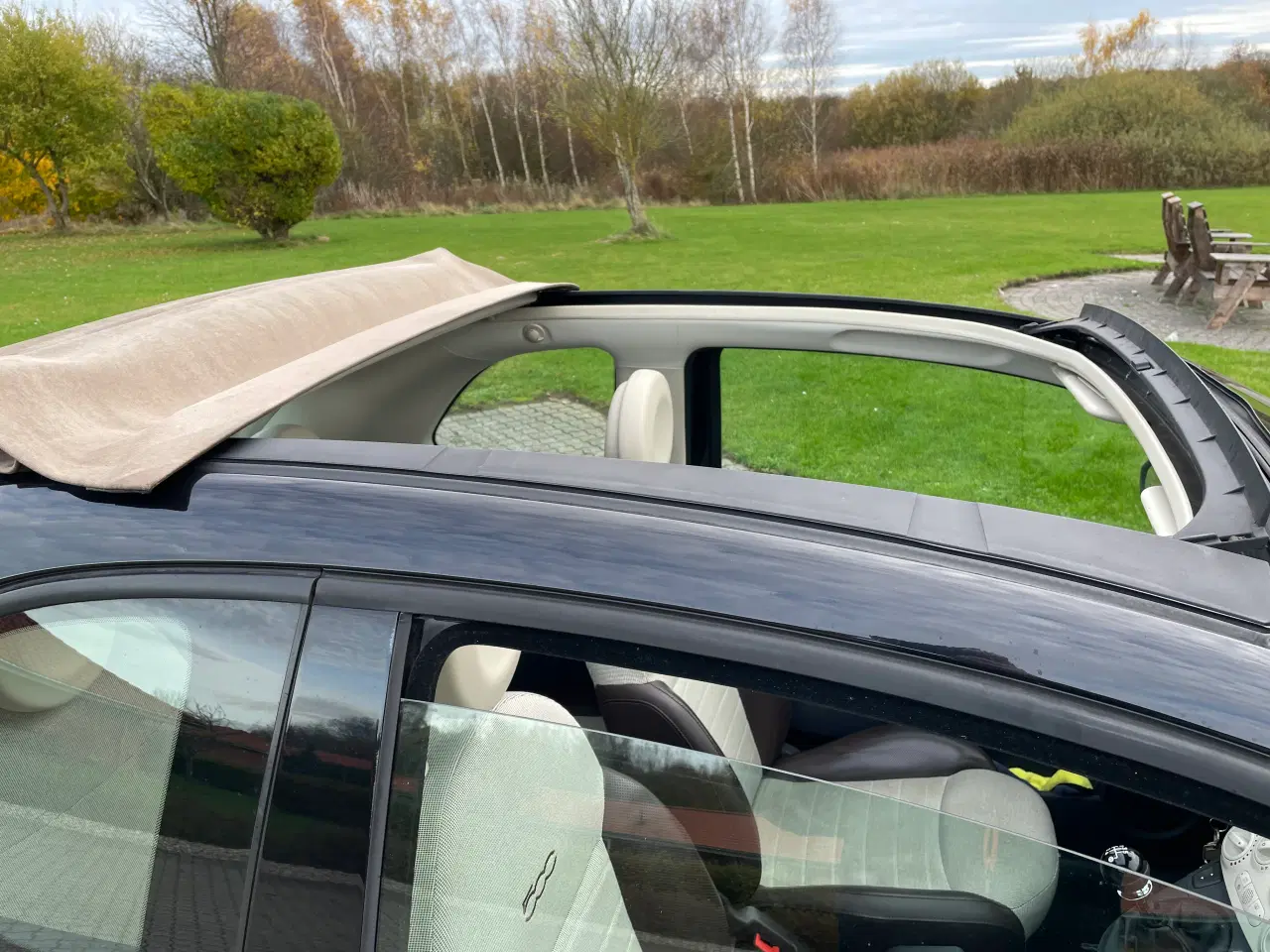 Billede 3 - Pæn og i orden Fiat 500 cabriolet