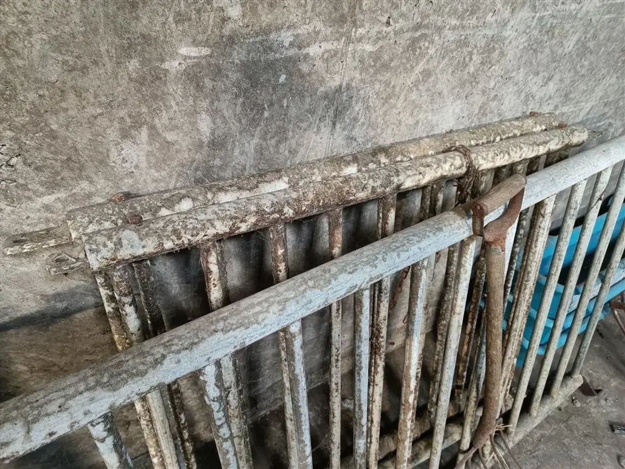 Billede 6 - - - - Skillerumslåger