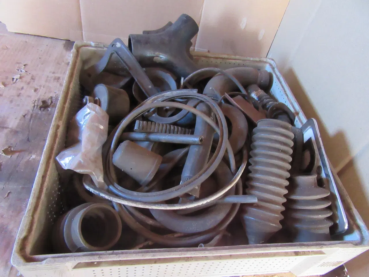 Billede 1 - Mange gummi dele til volvo 544 brugte og nye 
