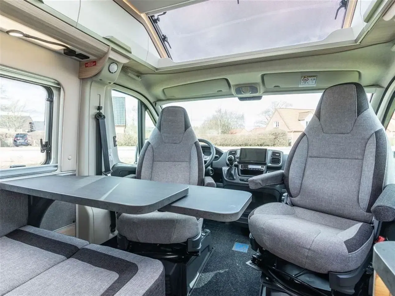 Billede 3 - 2023 - Knaus BoxStar 540 Road   Kompakt - Dieselvarme og kompressor køleskab mm.