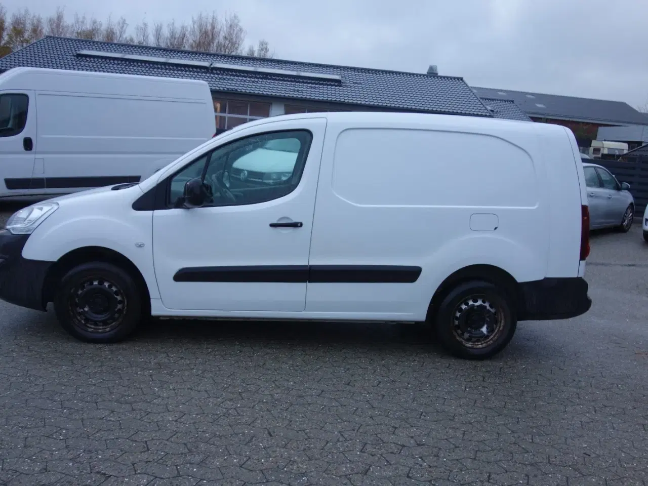 Billede 3 - Peugeot Partner 1,6 BlueHDi 100 L2 Flex Van