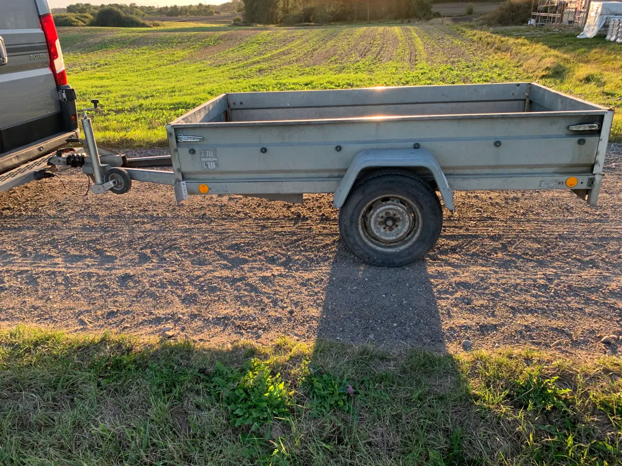 Billede 6 - Nysynet trailer, dobbelt høje sider og bremser.