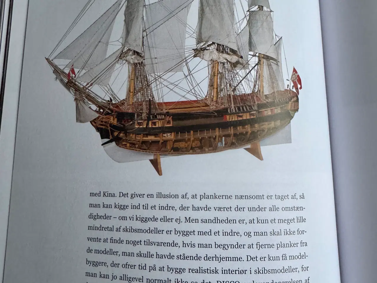 Billede 4 - Bog “de små skibe”