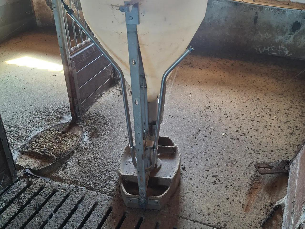 Billede 7 - 35 stk foderautomater