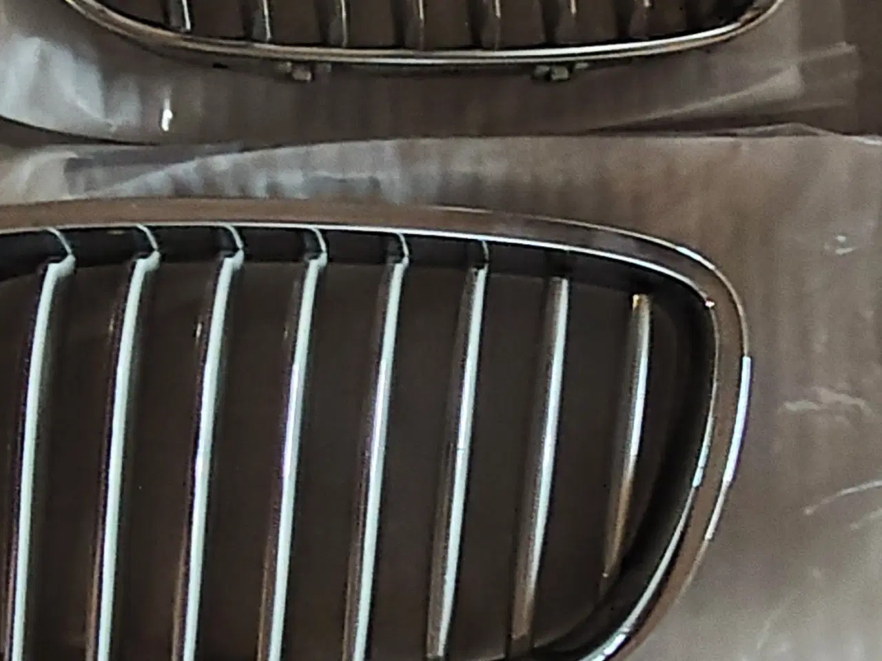 Billede 4 - Front gitter bmw 520.