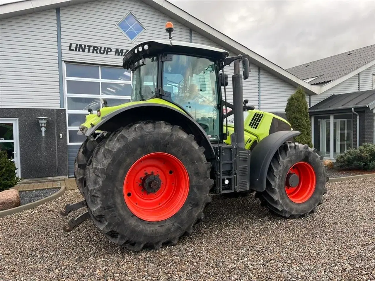 Billede 14 - CLAAS AXION 850 Med Frontlift og front PTO