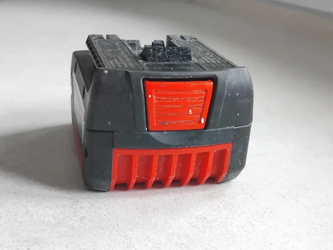 Billede 3 - Bosch 14,4 V 3 Amp batteri fuld kapacitet