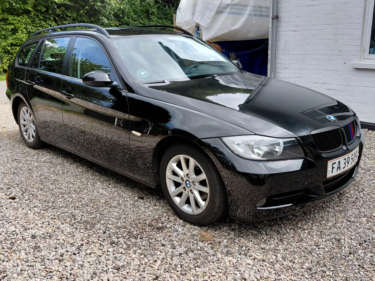 Billede 2 - pæn og velholdt ind som ude og meget velkørende